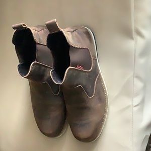 Mens Levi’s  brown pull on boots